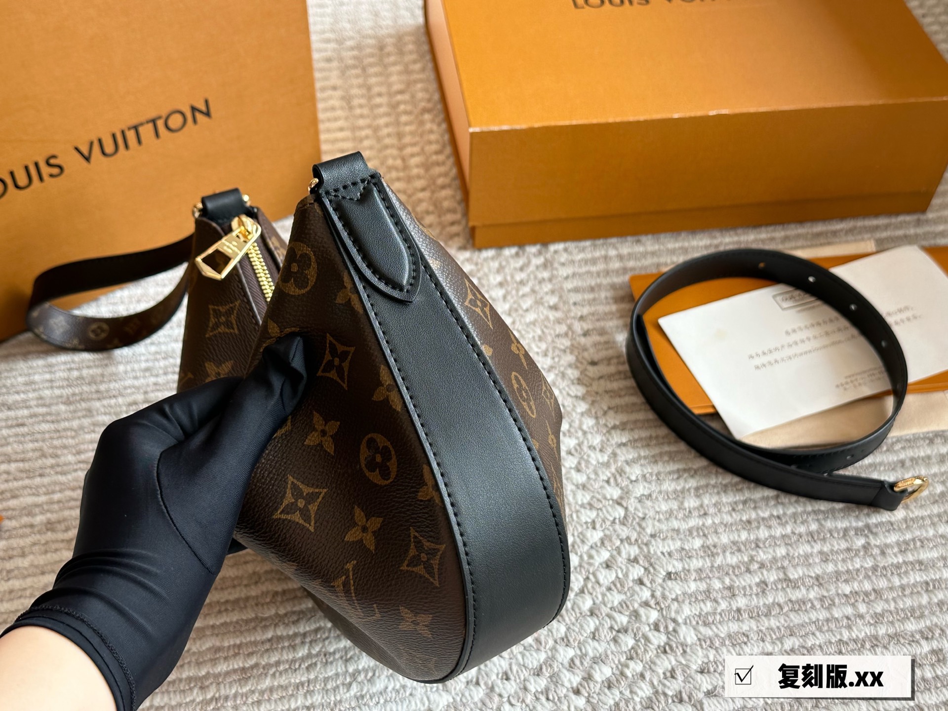 LV cookie BB handbag