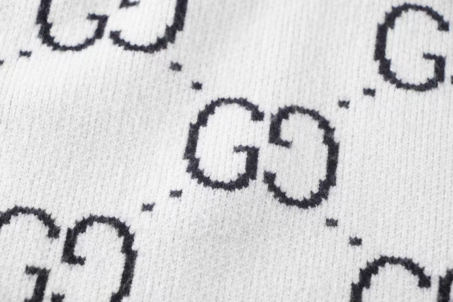 GUCCI new Fall/Winter crewneck sweater unisex