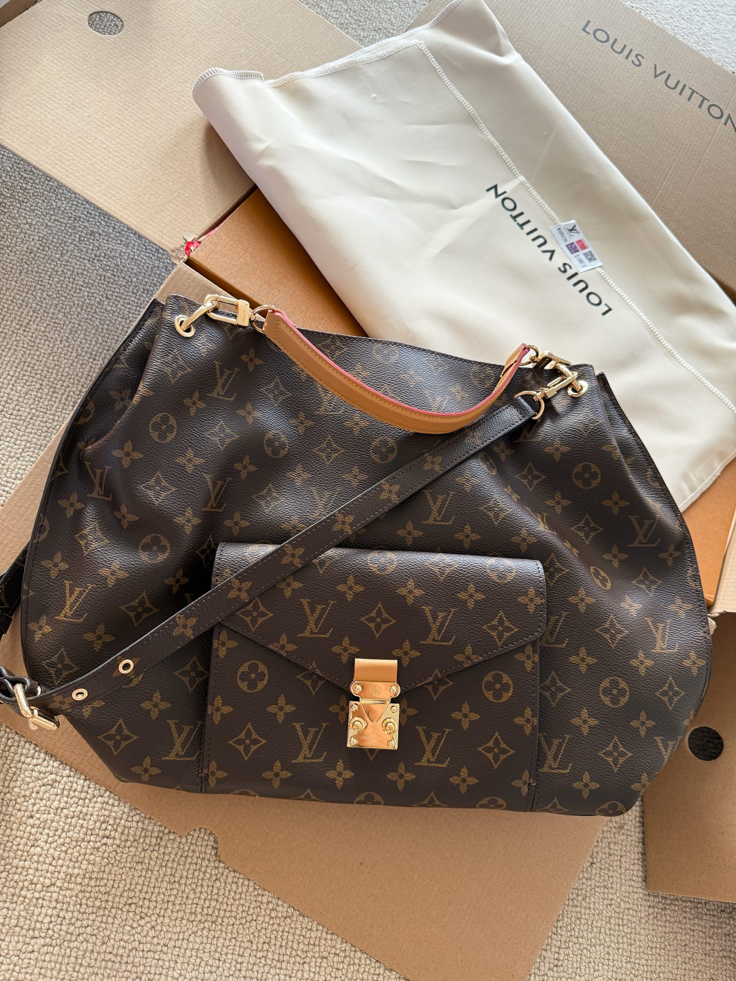 LV monogram HOBO handbag