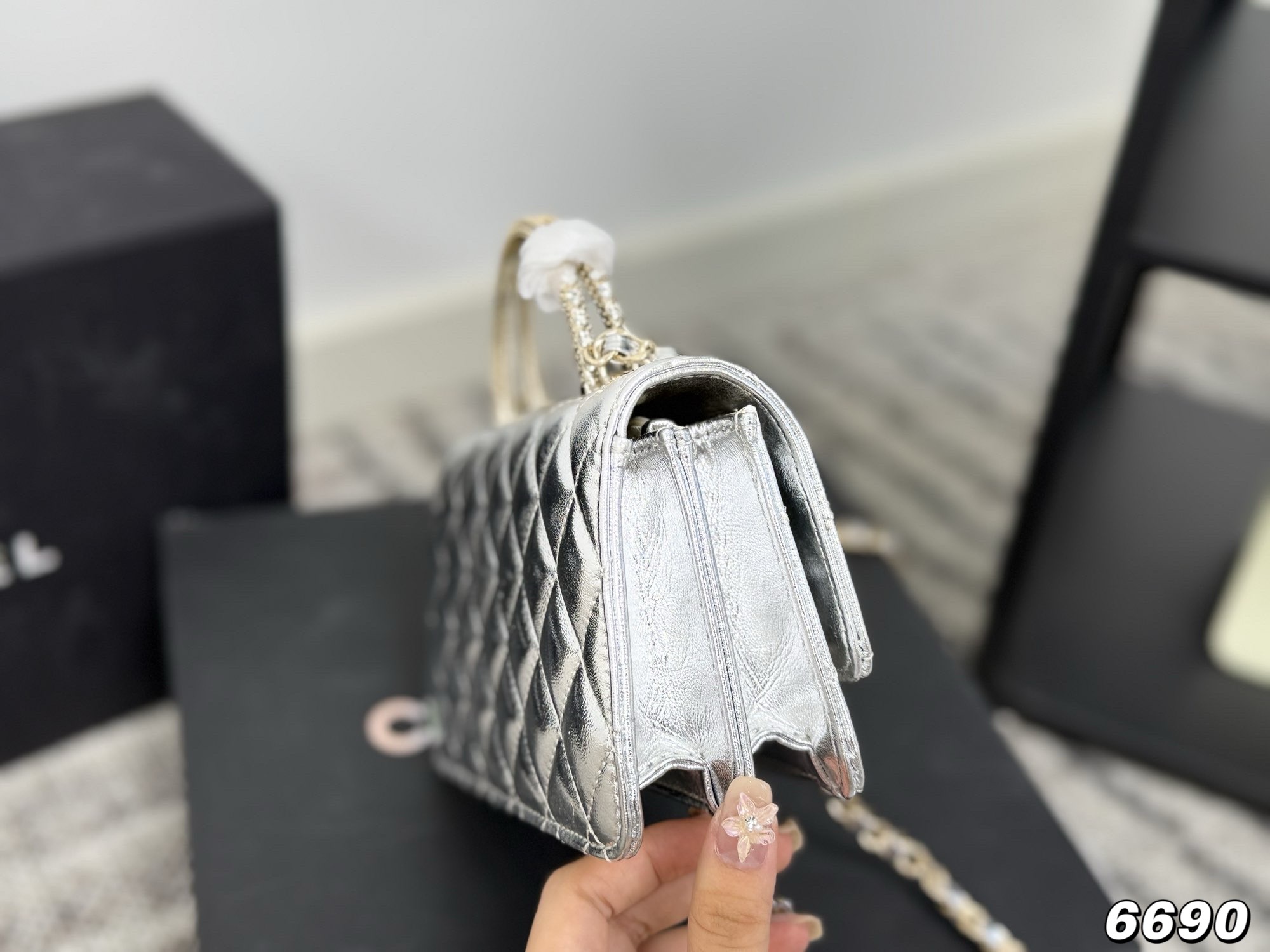 Chanel woc chain crossbody bag