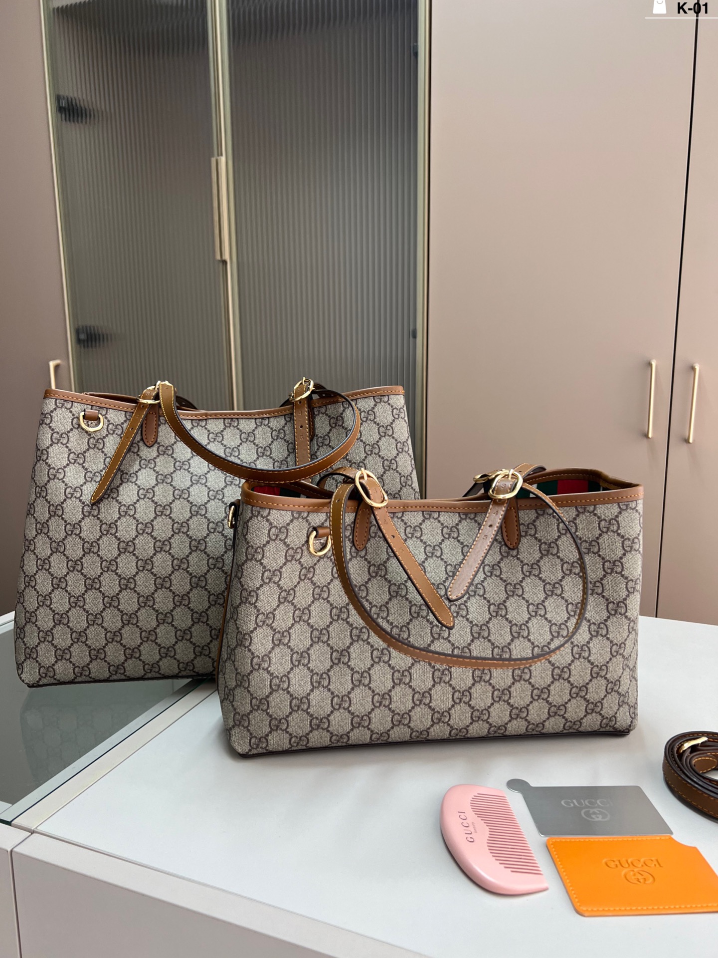 Gucci tote bag