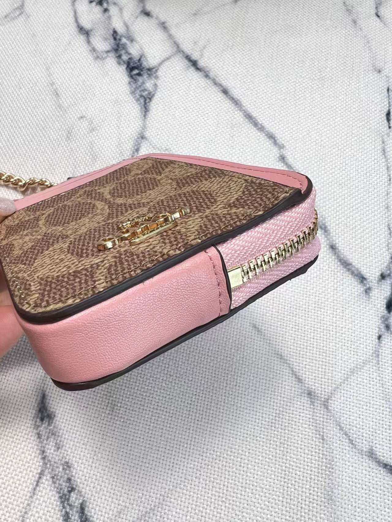 Coach chain small card case