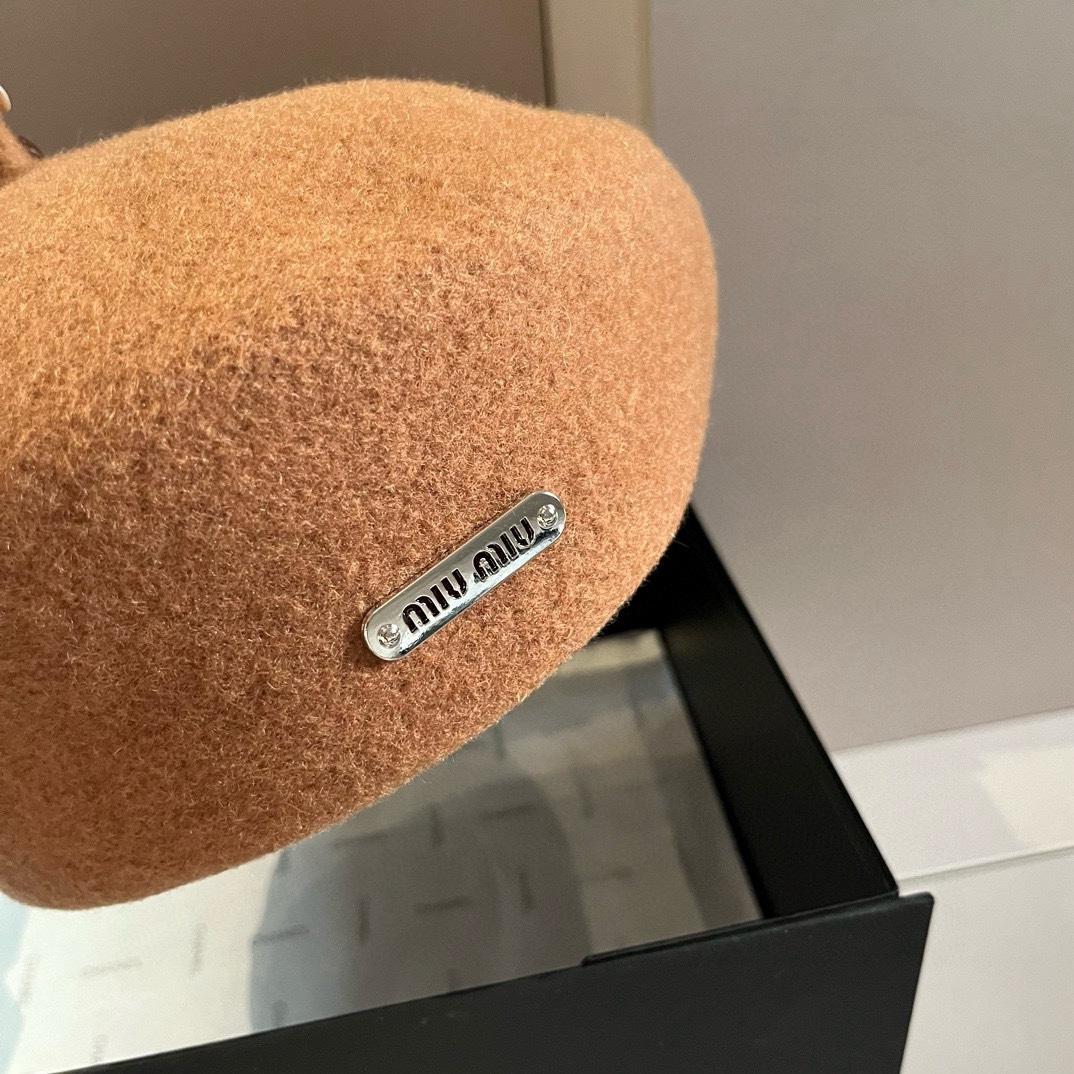 MIUMIU beret hat