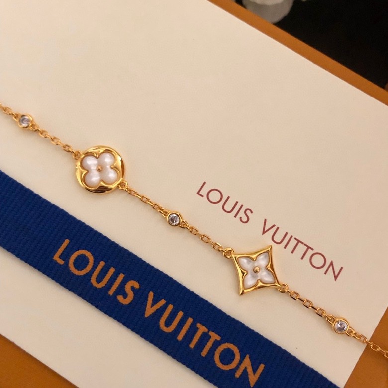Louis Vuitton Blooming Four-Flower Bracelet