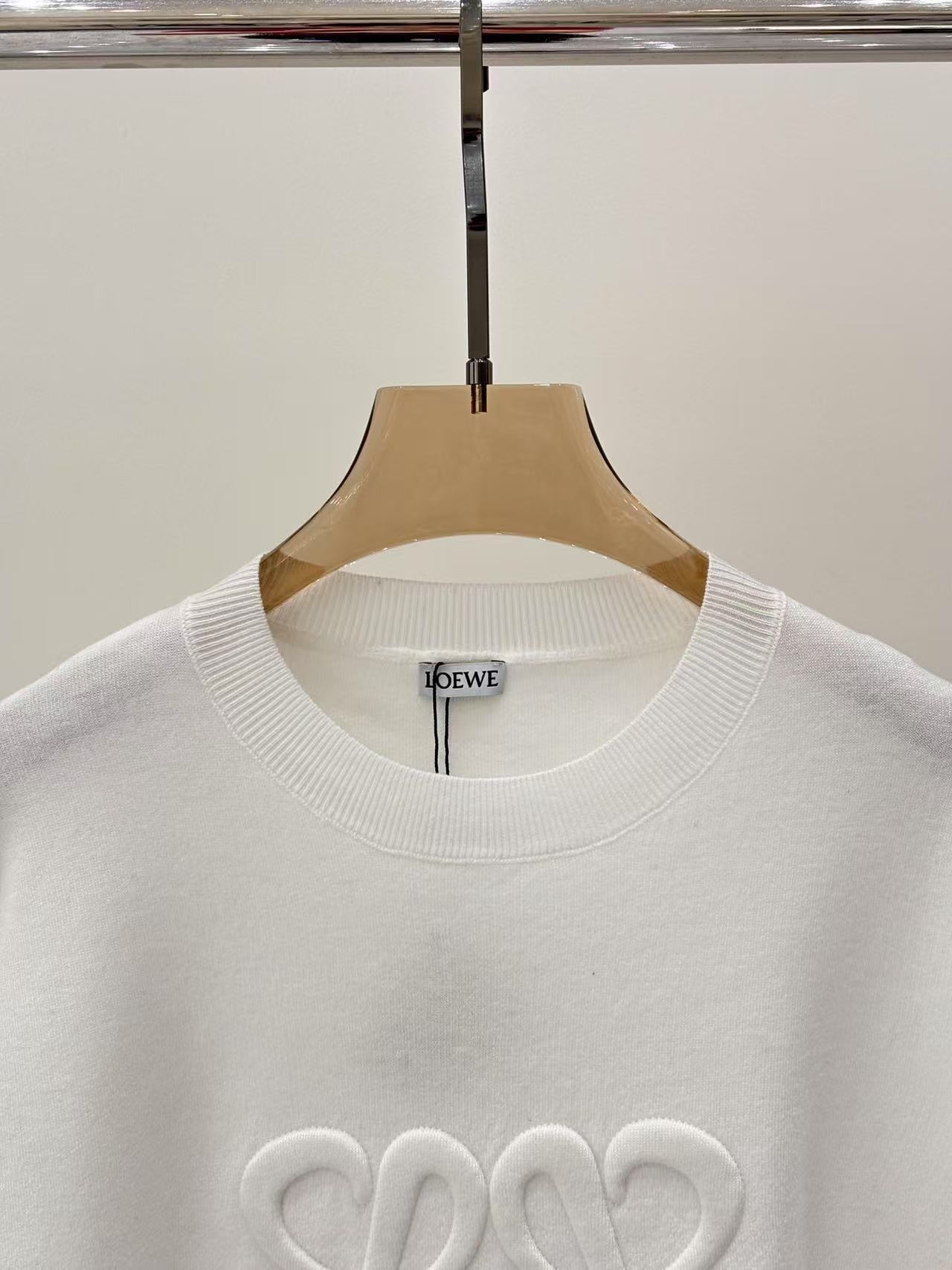 LOEWE knitted sweatshirt