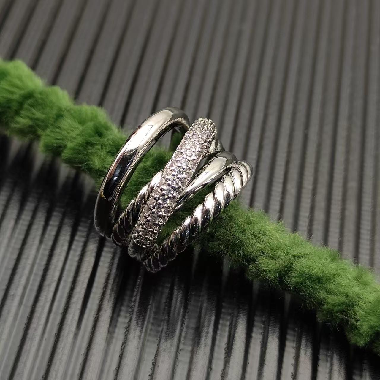 David Yurman 17.5mm silver five-thread cross-diamond ring