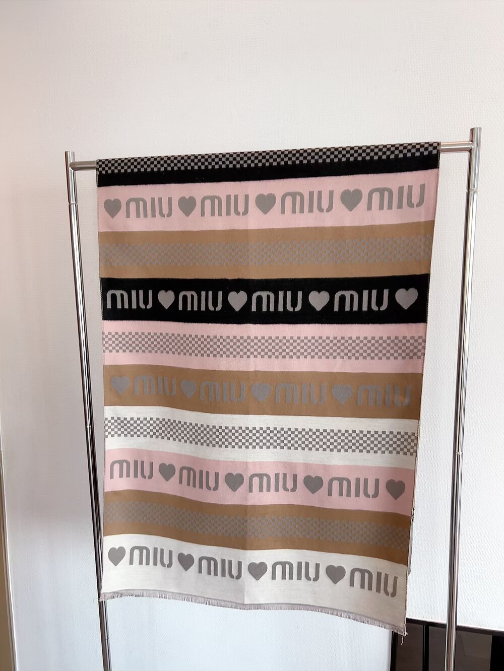 MIUMIU Hot-selling Fashion Scarves scarf