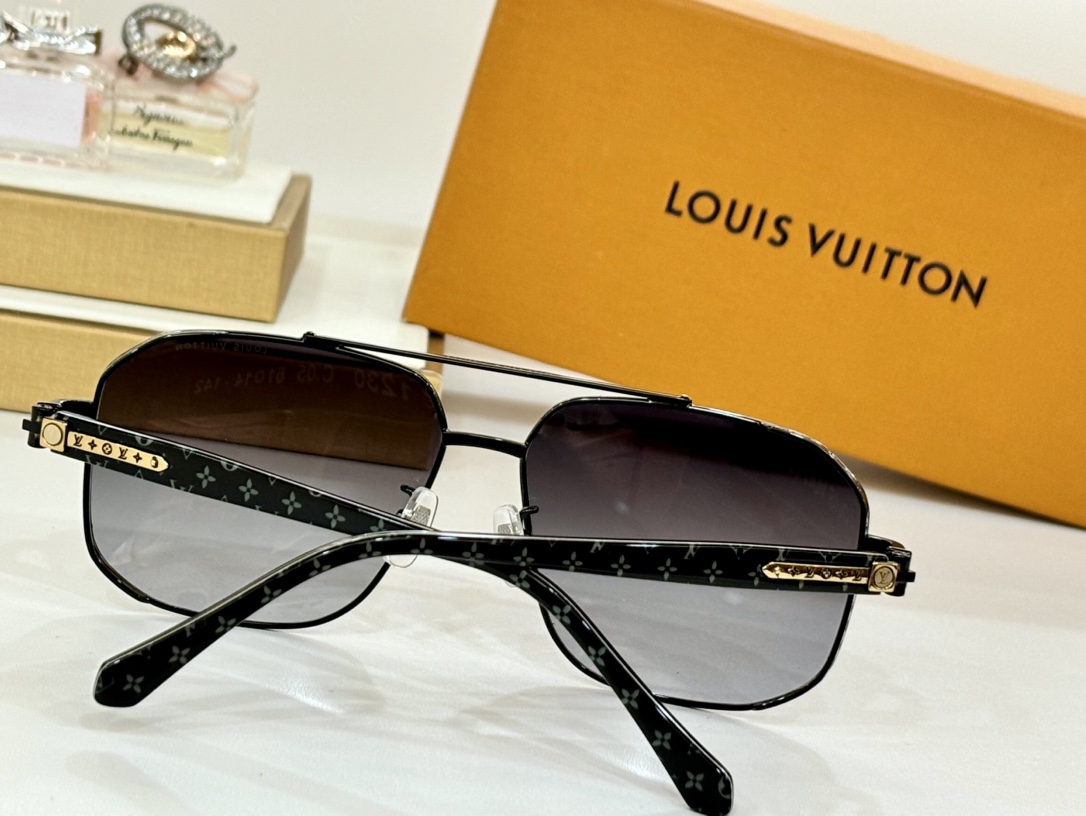 LV high-quality sunglasses
