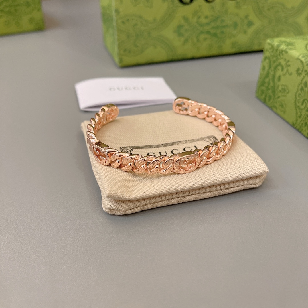 GUCCI bracelet