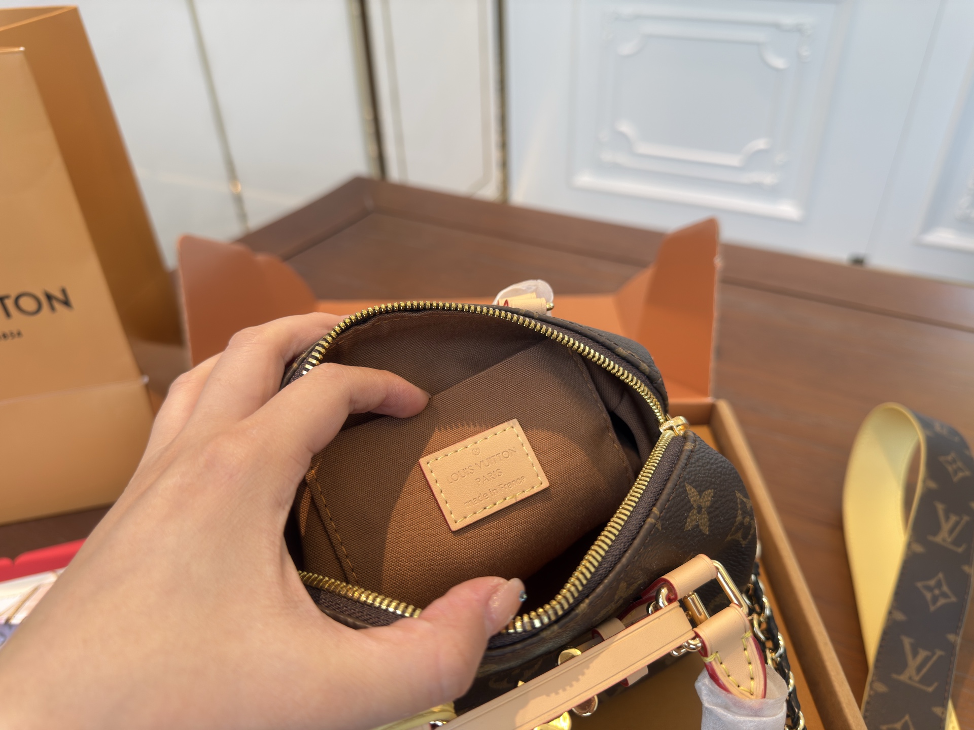 LV Speedy 18 shoulder bag