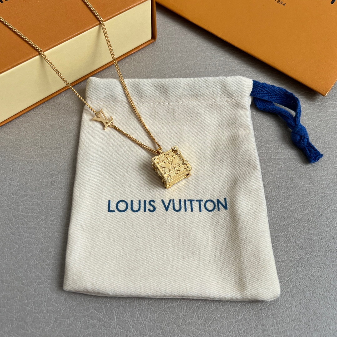 LV necklace