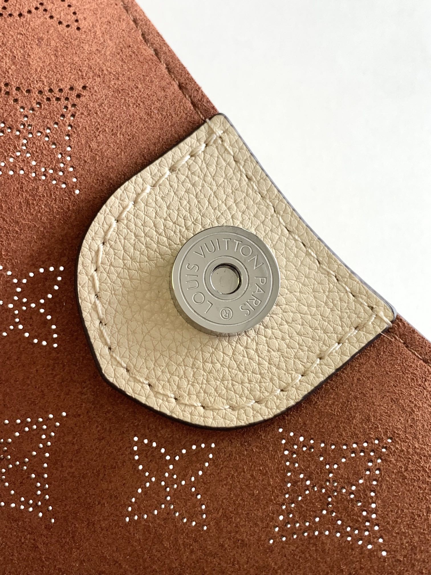 Top version LV carmel taurillon cowhide leather handbag