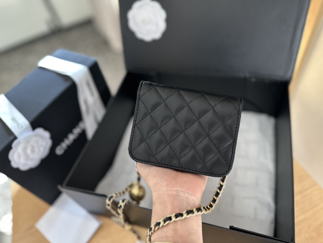 Chanel 24s mini Handle bag