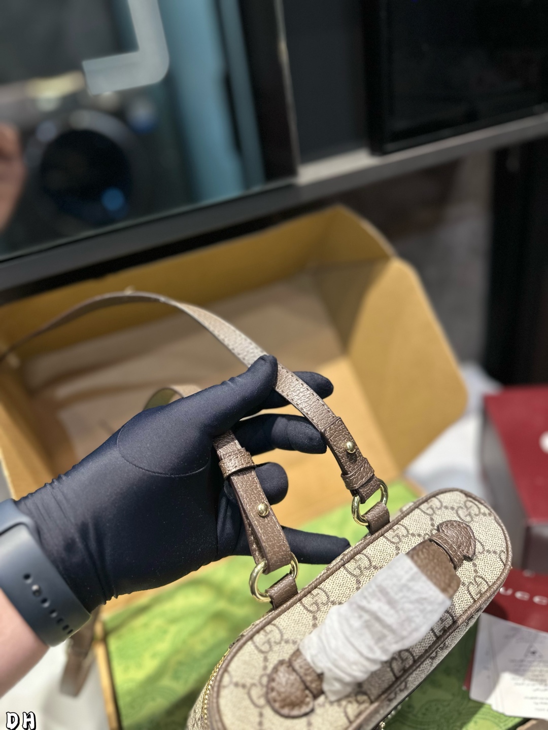 Gucci Ophidia shoulder bag