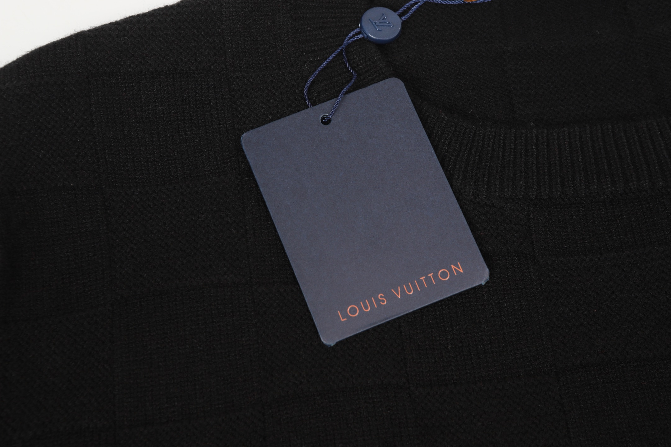 LV LOUIS VUITTON Solid Print Round-neck Knitted Long-sleeved Sweater unisex