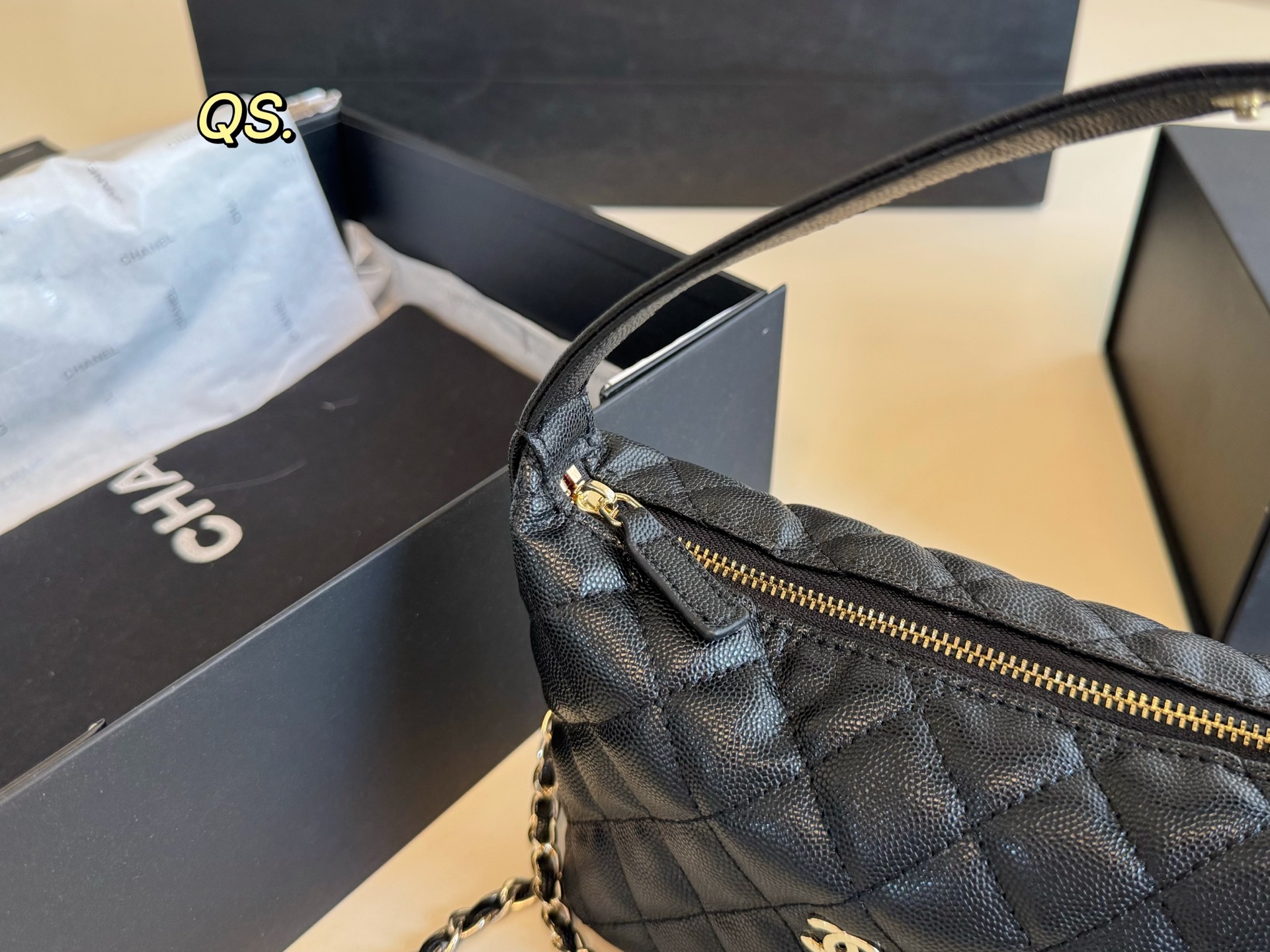 Chanel 25c Hobo Chain Bag
