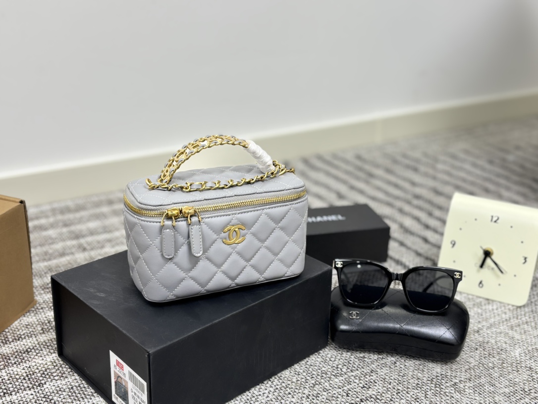 Chanel shoulder crossbody makeup bag  Free glasses provided