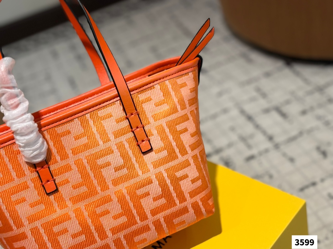 Fendi ROl vegetable basket bag