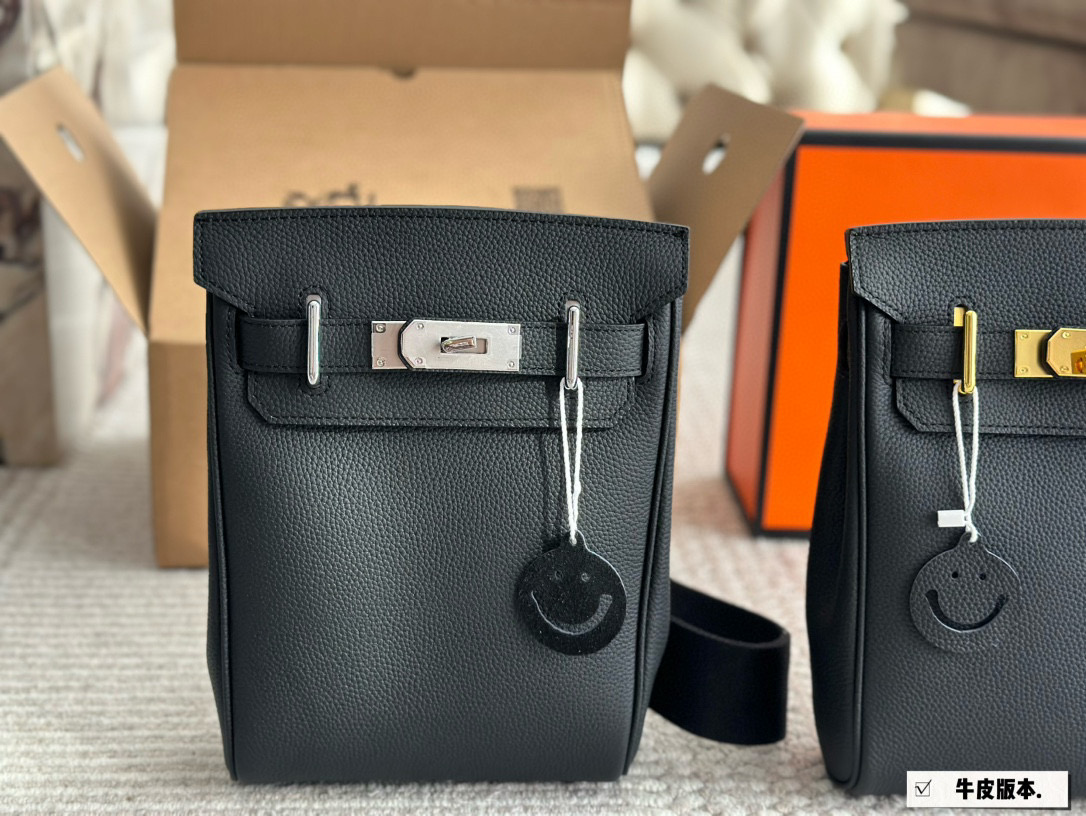 Hermes HAC A DOS chest bag