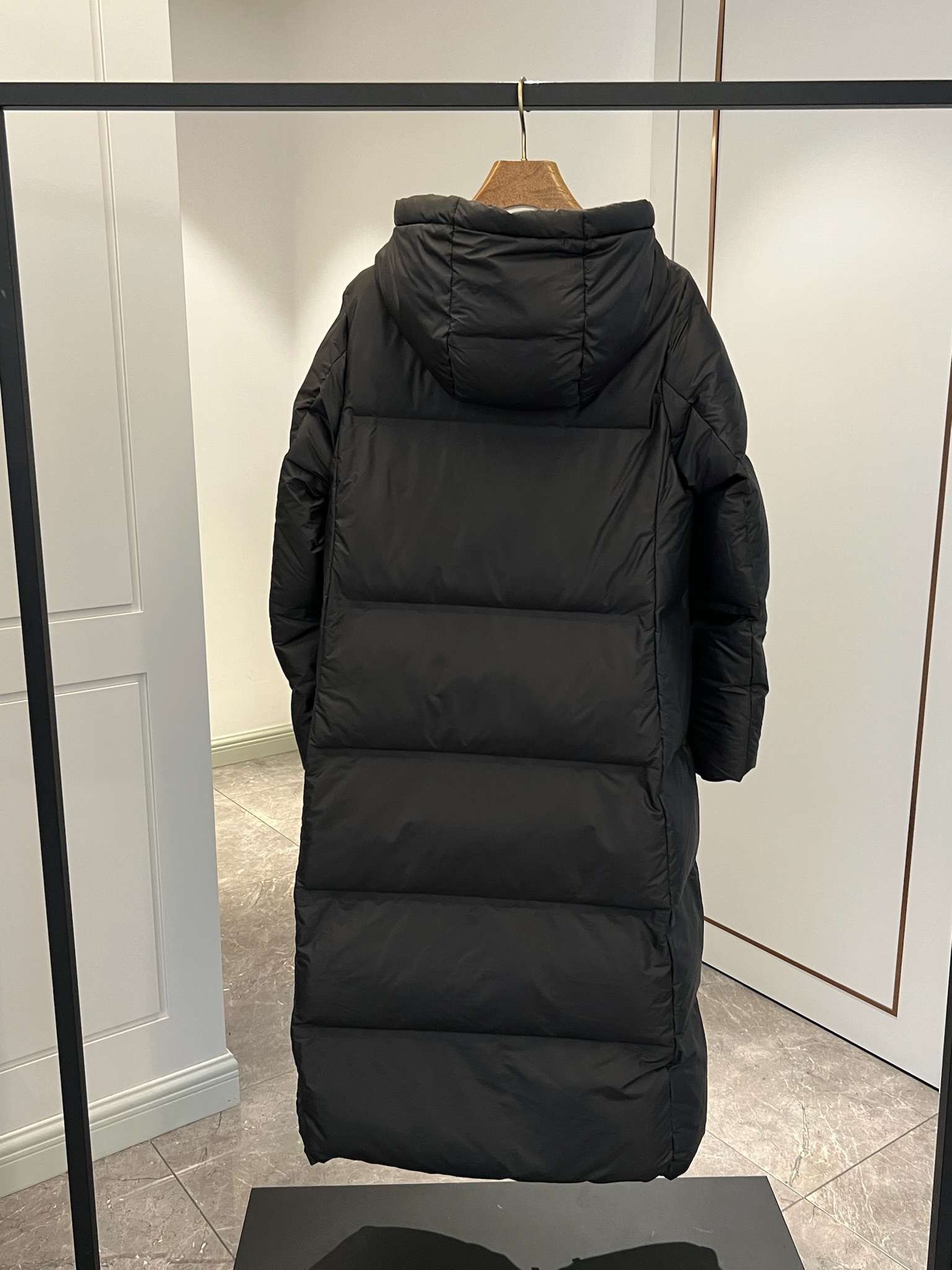 Prada Winter Long-Sleeved Women's Down Jacket