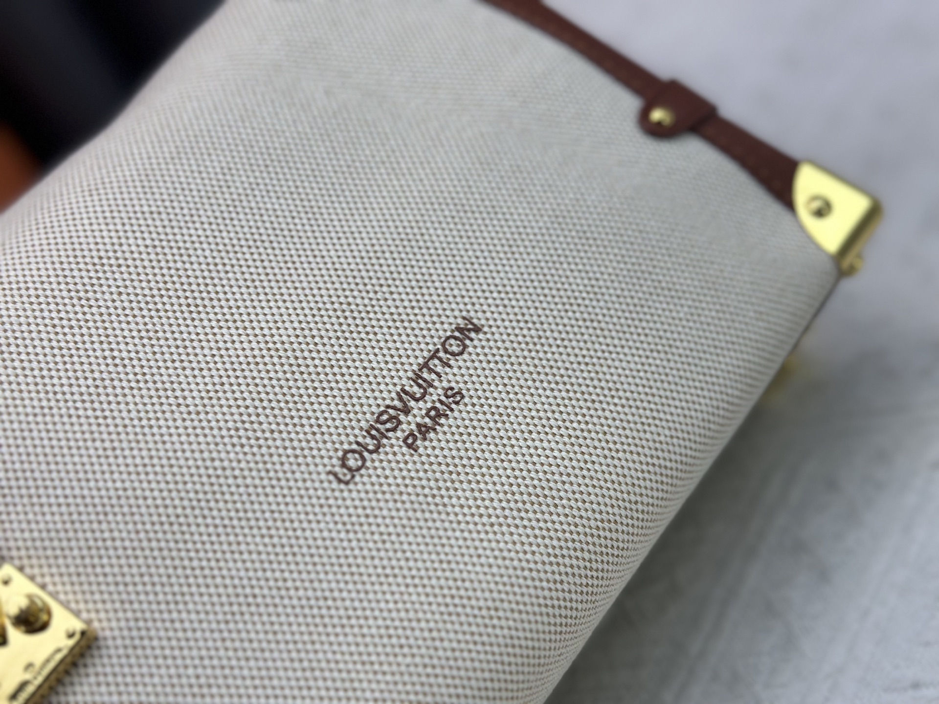 Louis Vuitton LV Side Trunk Natural Canvas S-lock Shoulder Bag