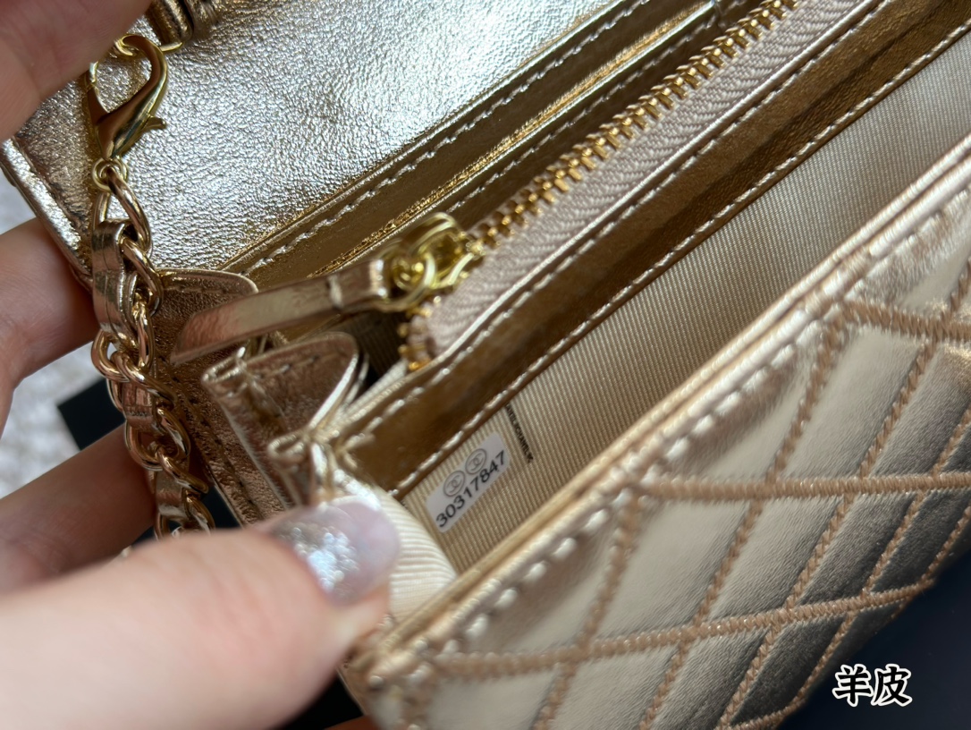 Chanel woc shoulder crossbody bag