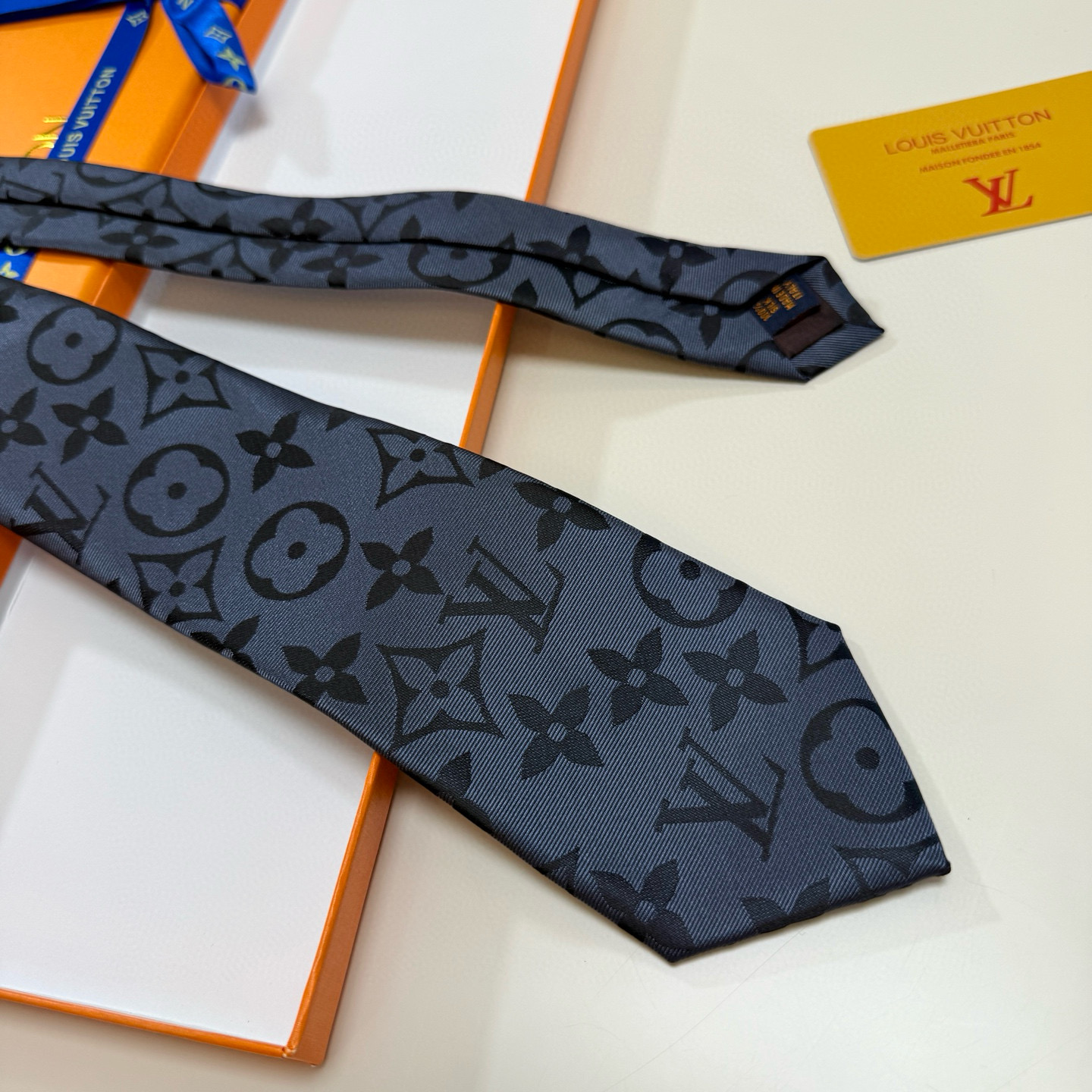 LV Men's Tie
