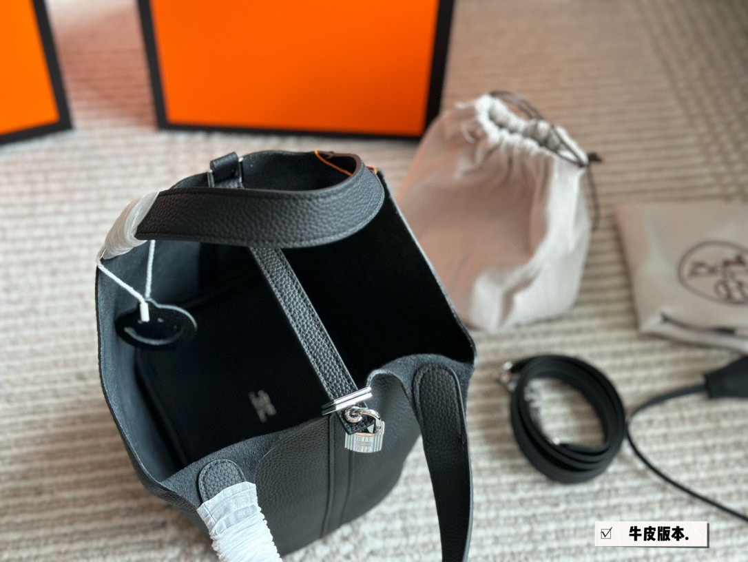 Loewe cowhide handbag