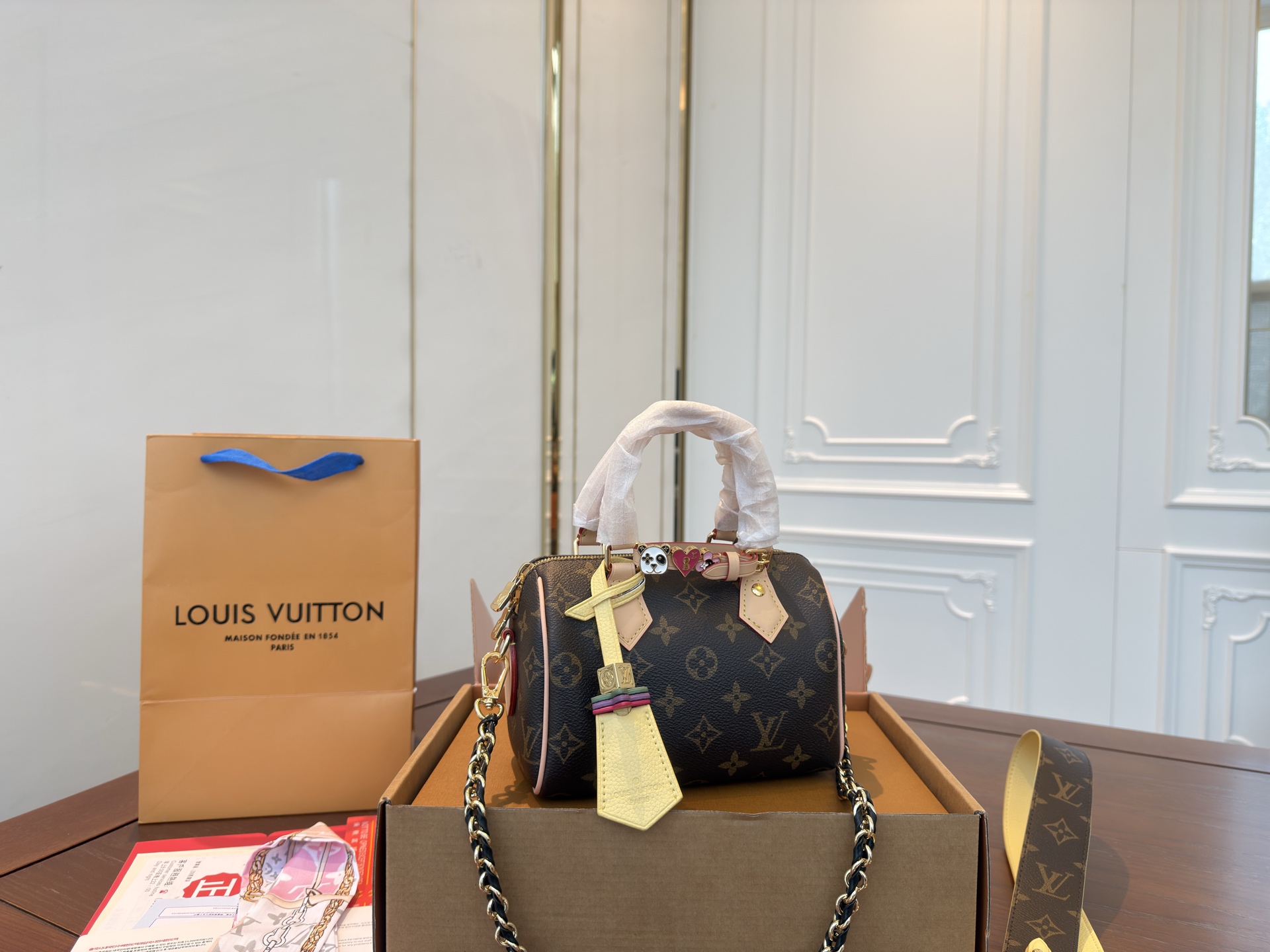 LV Speedy 18 shoulder bag