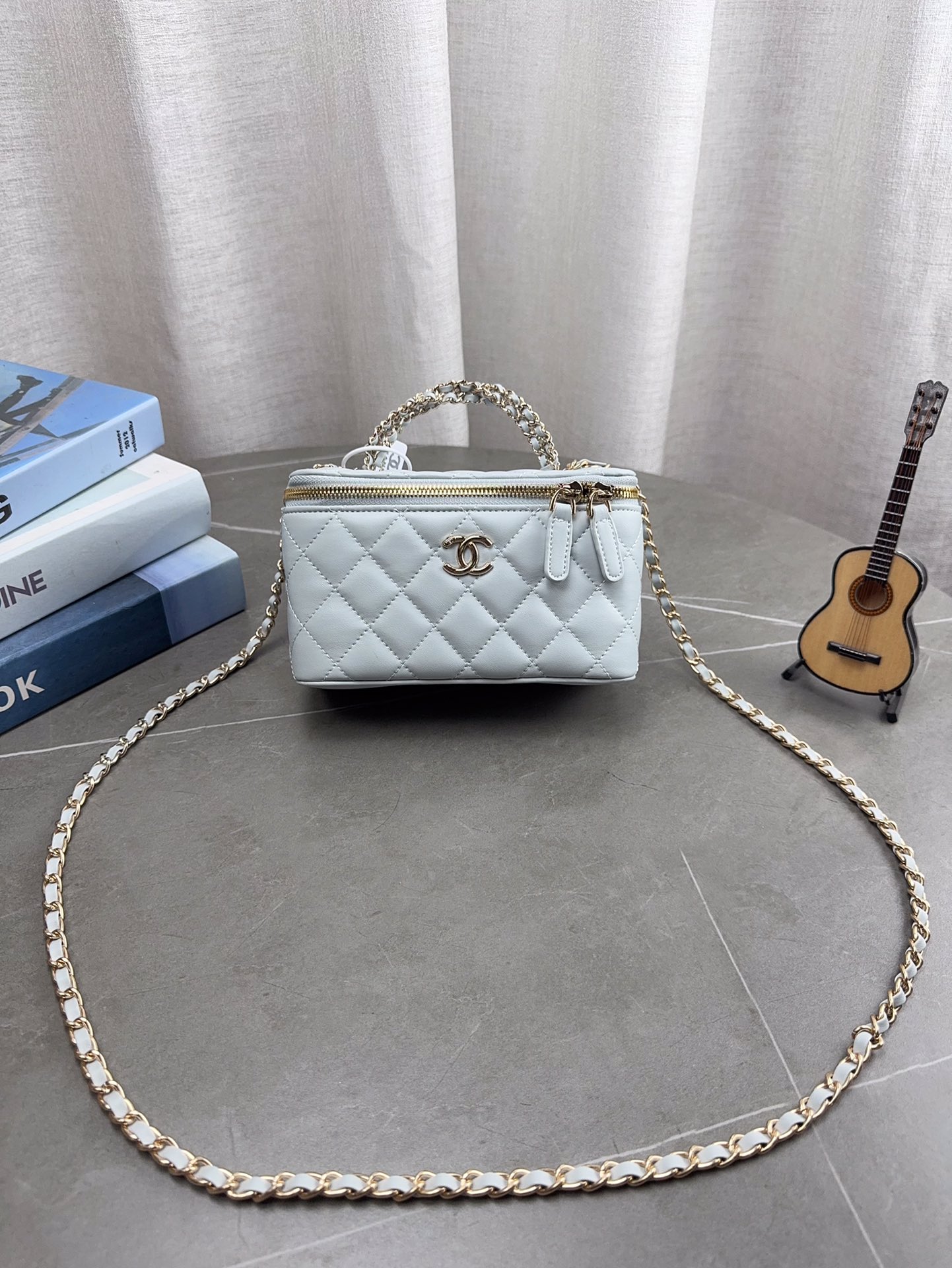 CHANEL 25B Handbag