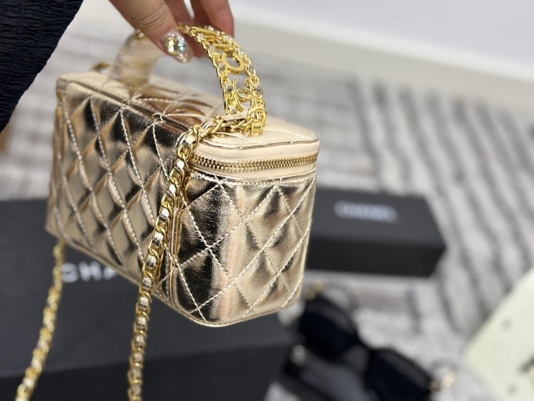 Chanel shoulder crossbody makeup bag  Free glasses provided