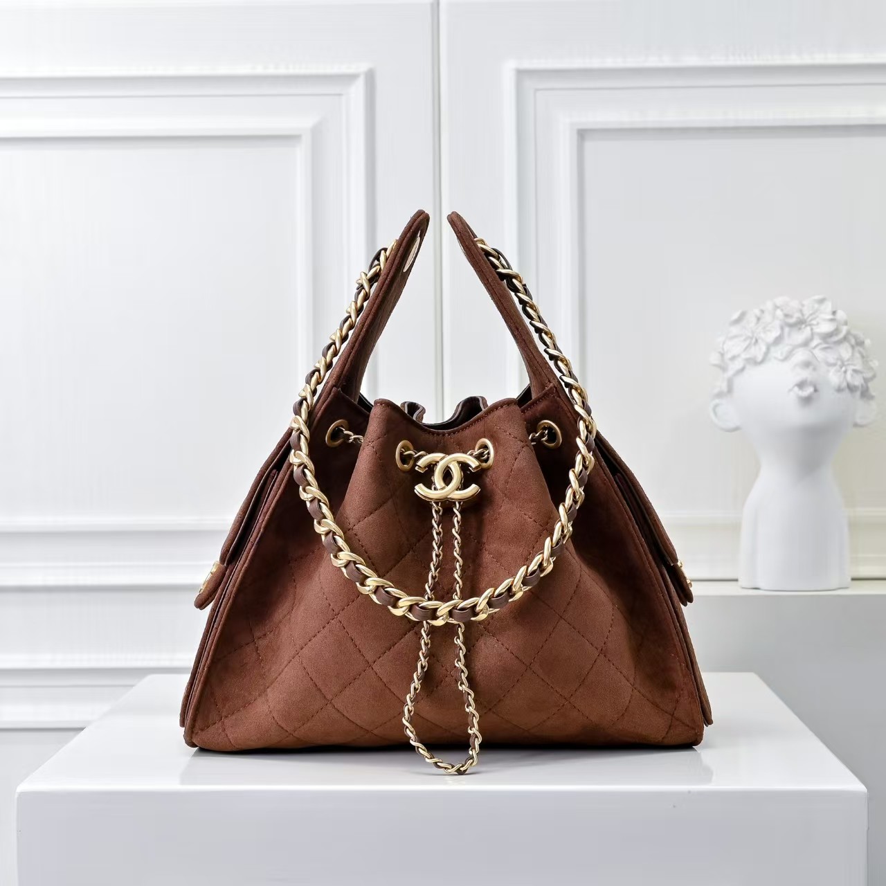 Chanel 25c hobo armpit bag