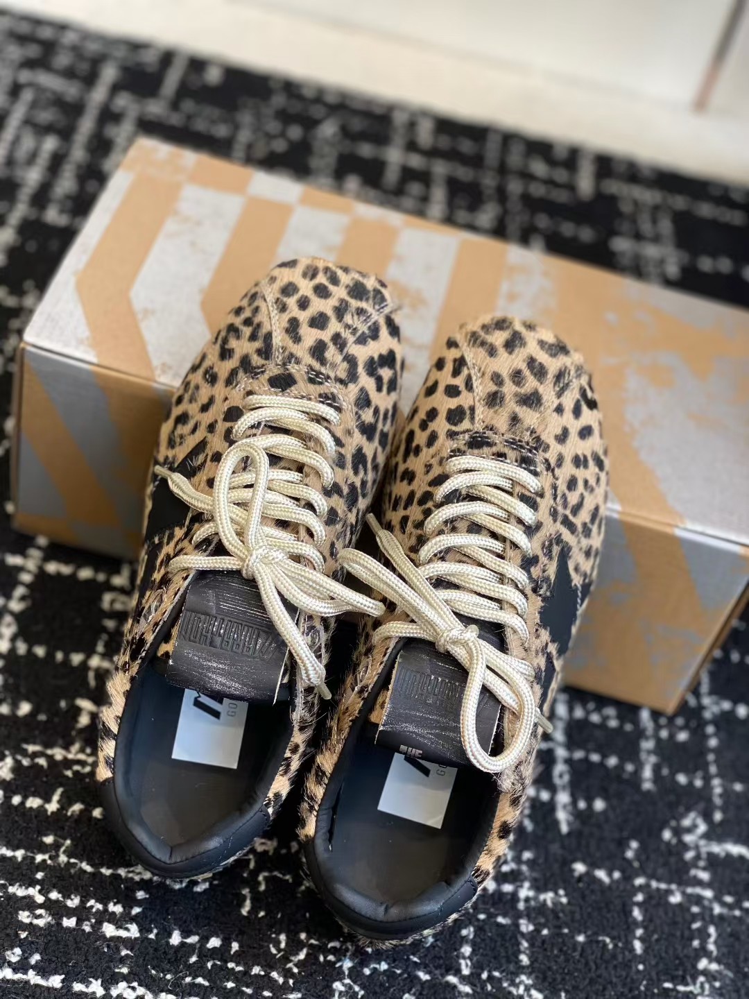 GGDB Casual Dirty Sneakers