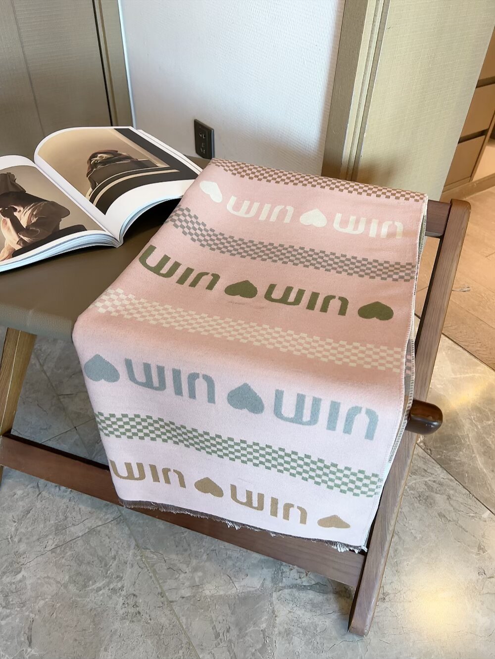 MIUMIU Hot-selling Fashion Scarves scarf