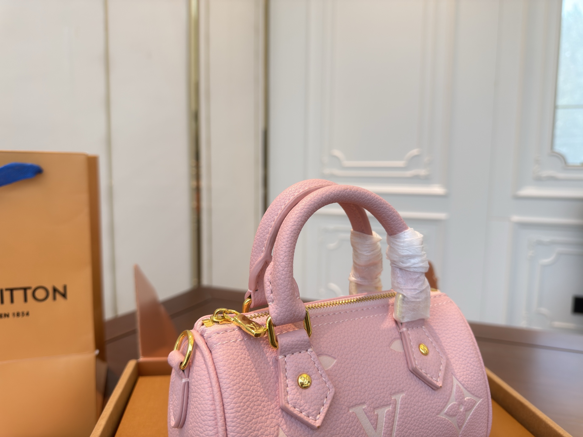 LV mini speedy bag