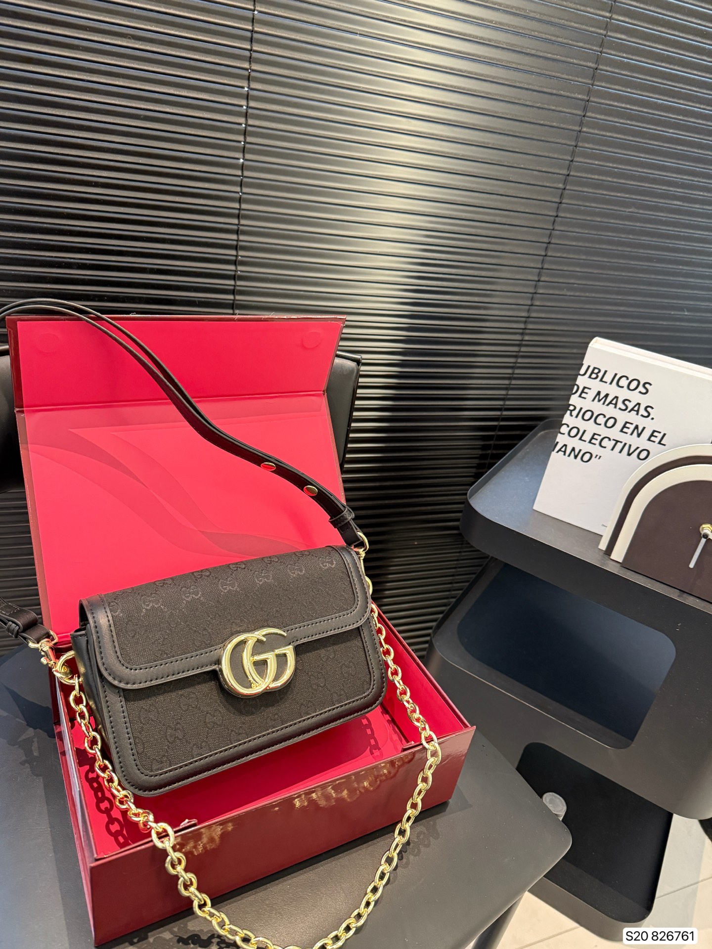 Gucci double G chain flap bag