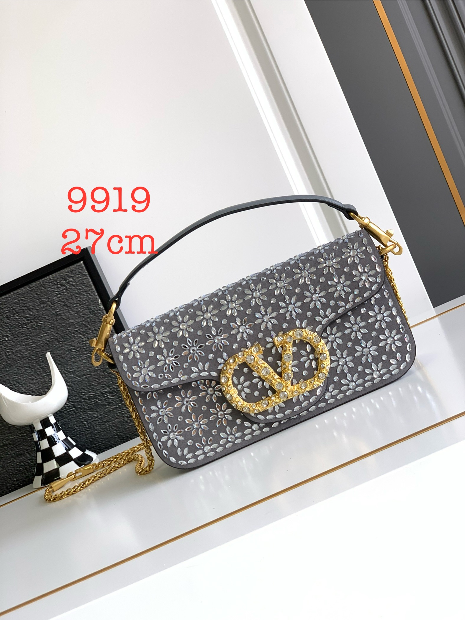 VALENTINO GARAVANI Loco VLOGOSIGNATURE chain bag