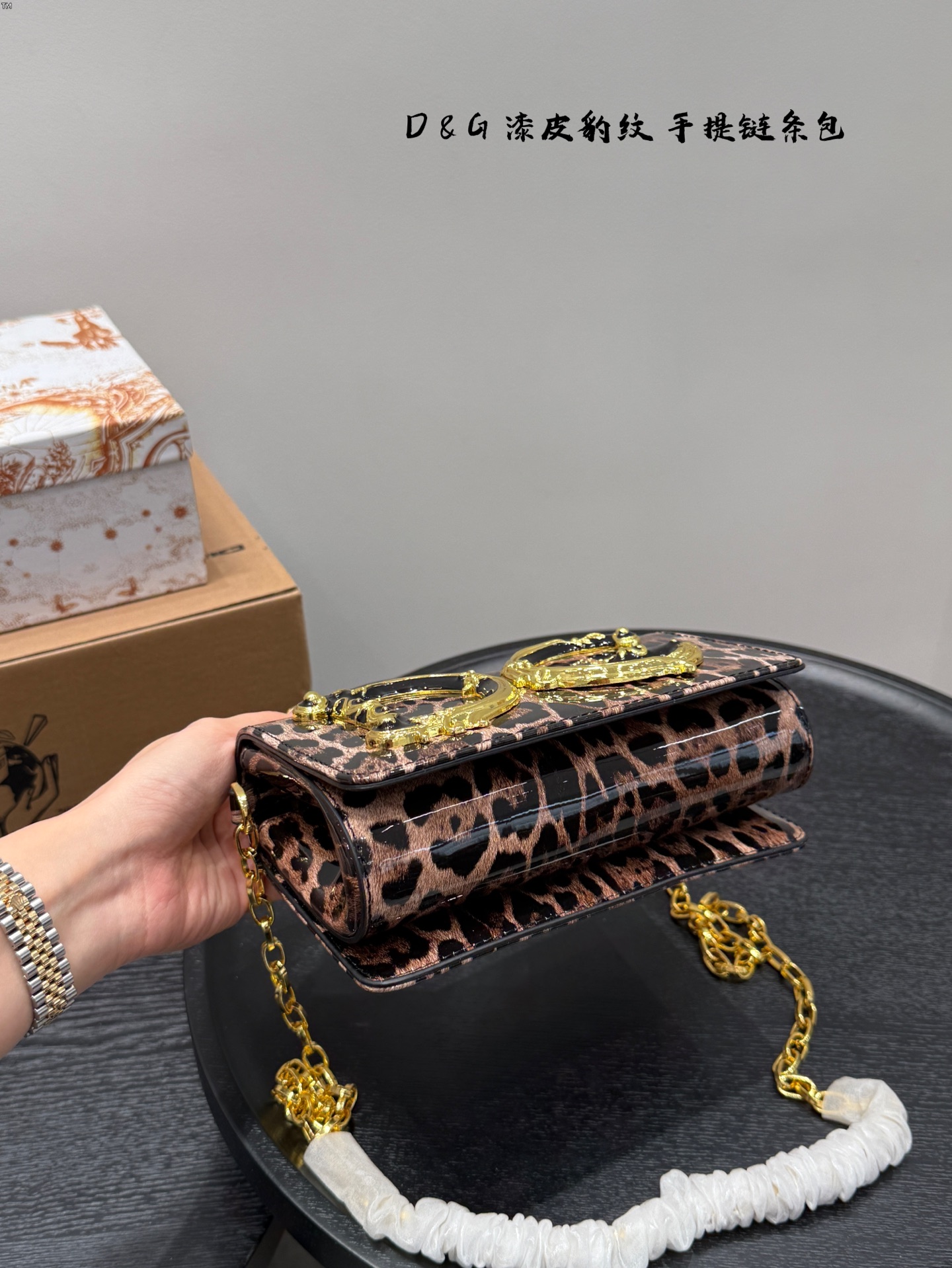 Dolce & Gabbana patent leather hand-held chain bag