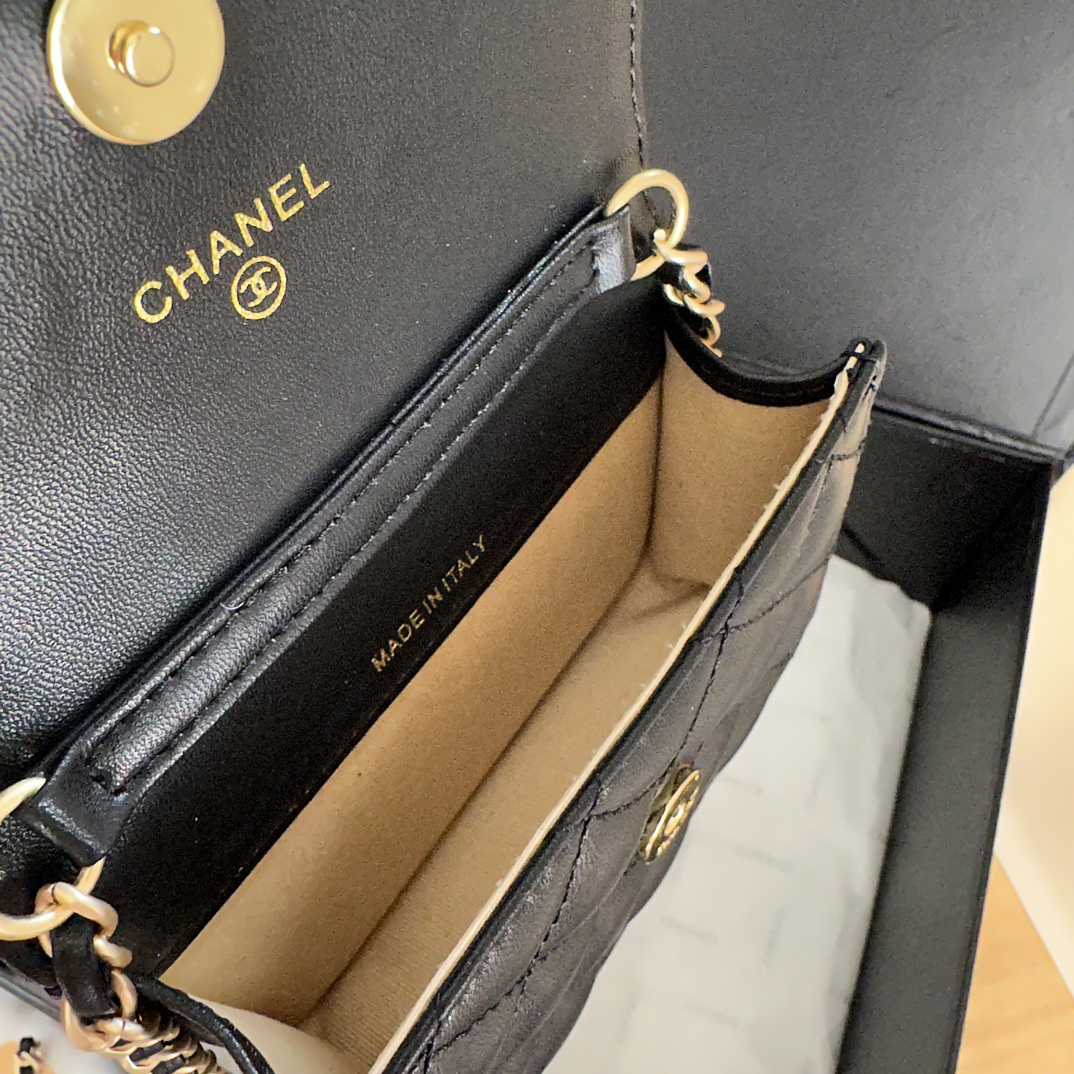 Chanel 24s mini Handle bag