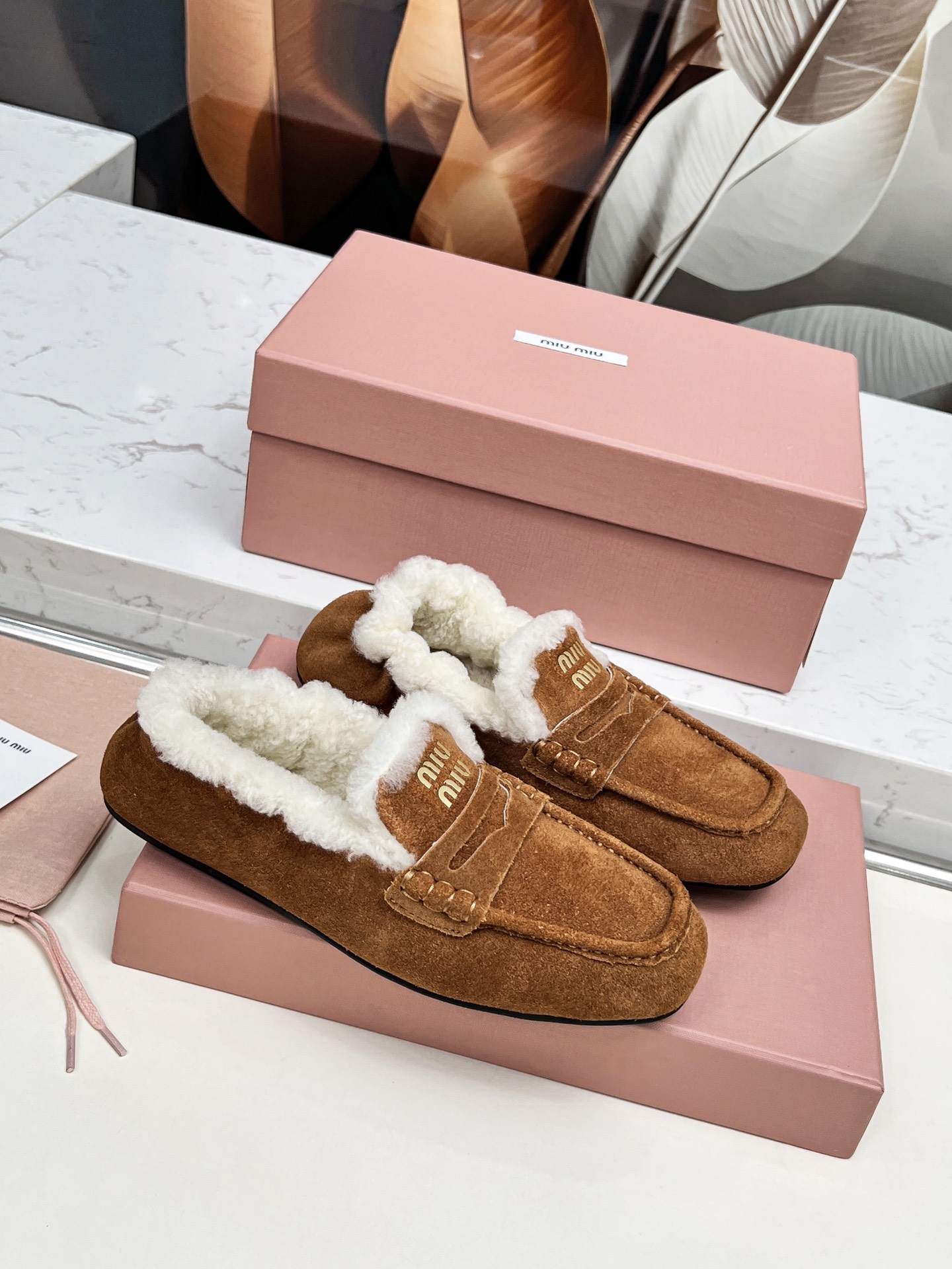 miumiu New one-piece lazy slippers shoes