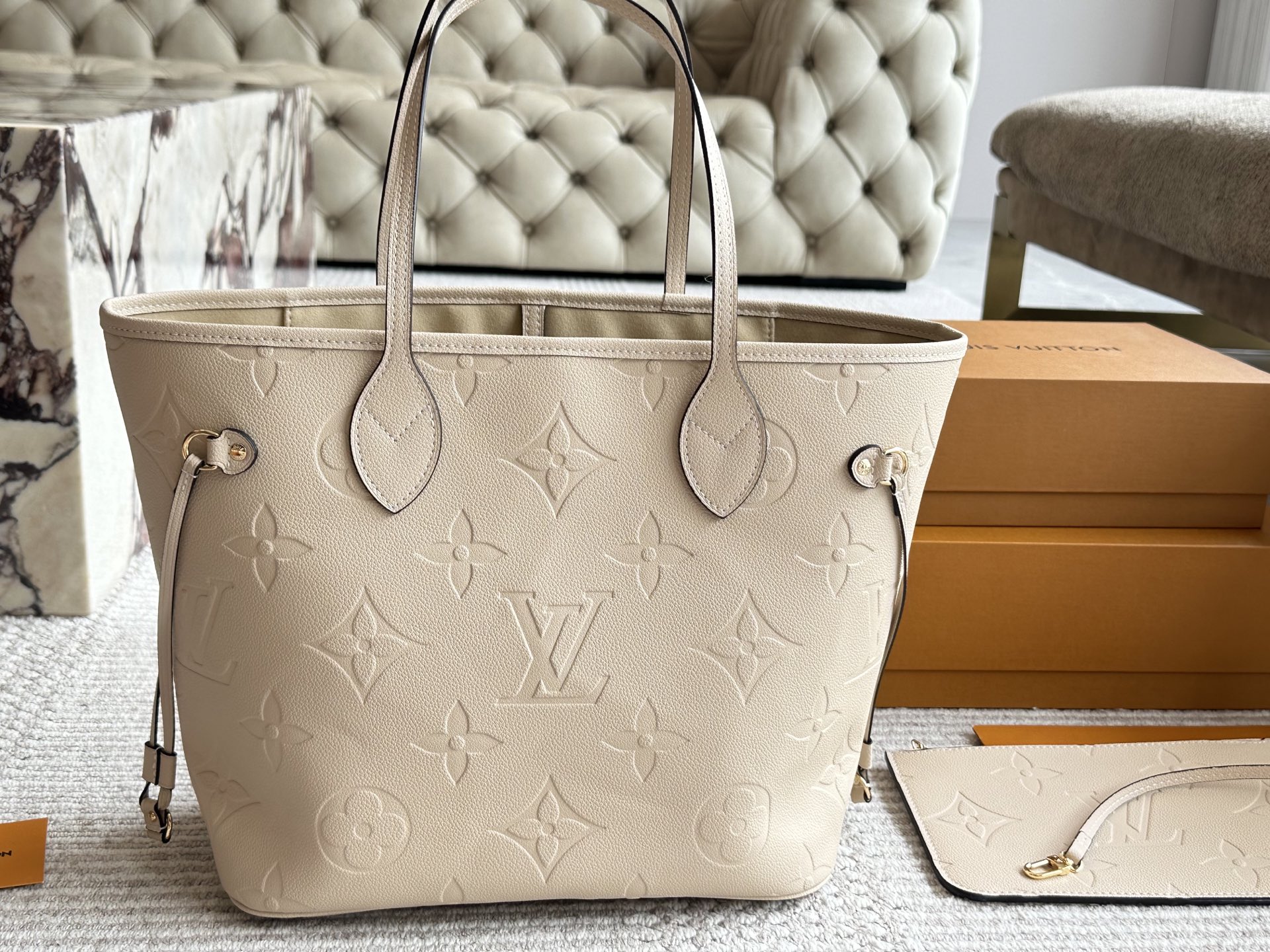 LV neverfull shopping bag