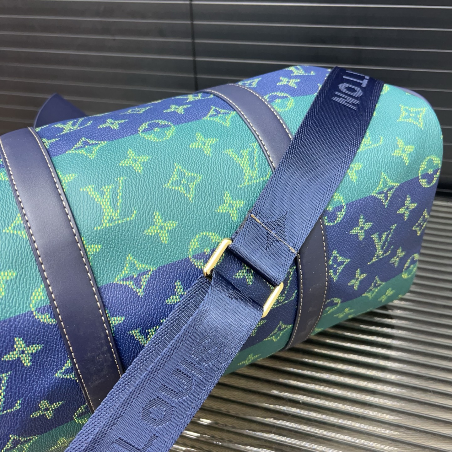 LV KEEPALL 35 Monogram Travel Bag - Shoulder Sling Handbag