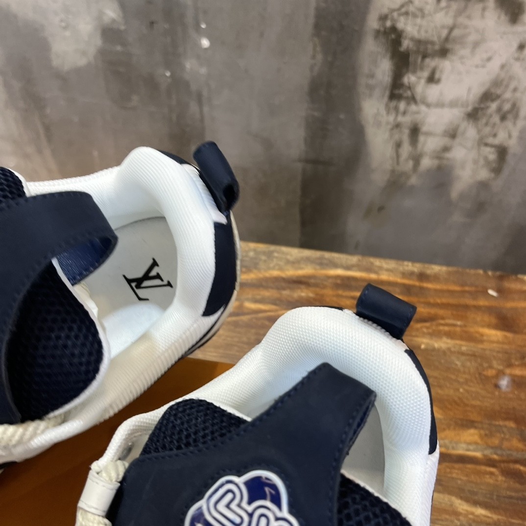 LV Trainer Sneakers  New trending skateboard shoes LOUIS VUITTON Trainer Sneaker