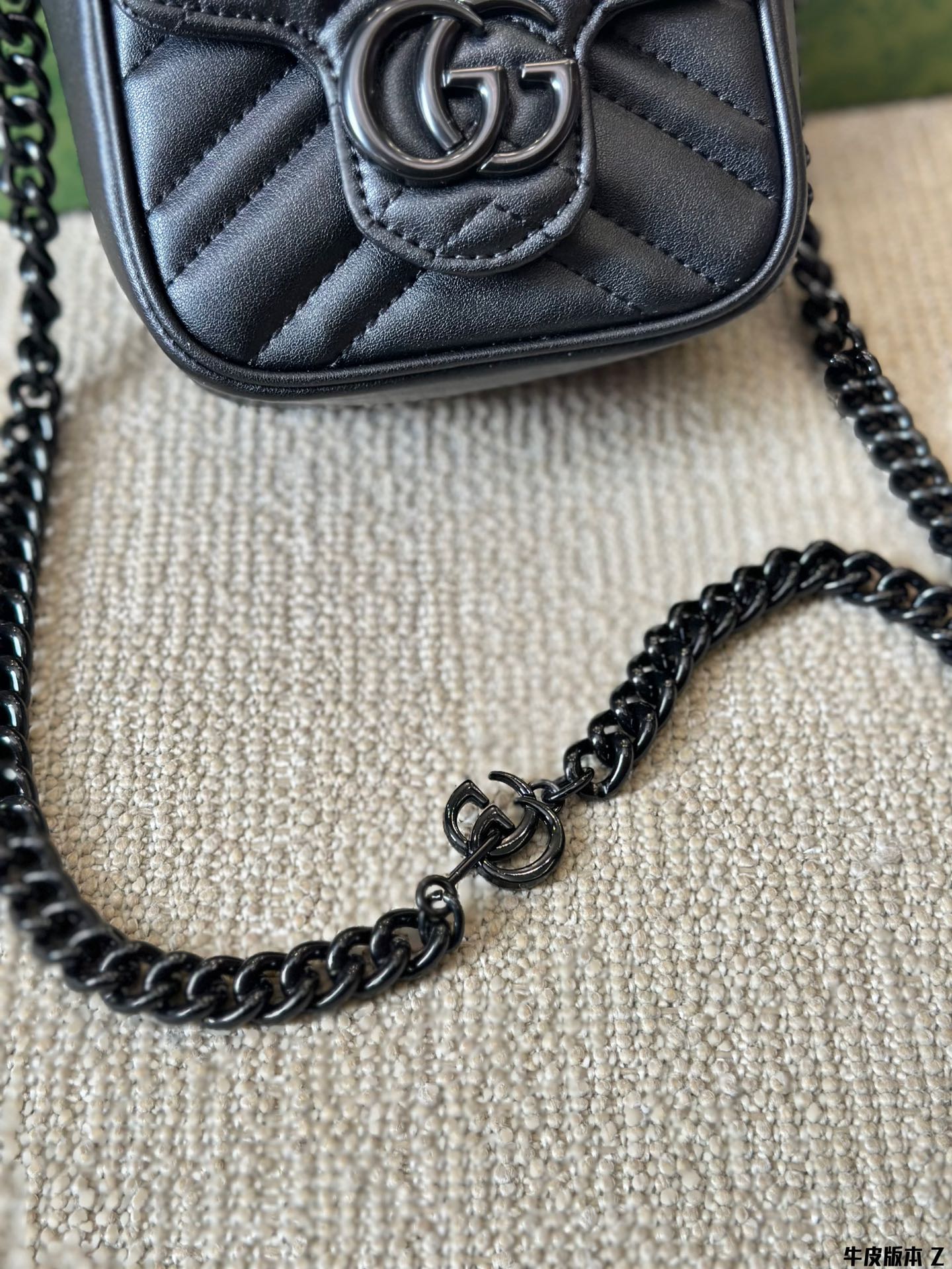 Gucci GG Marmont bag