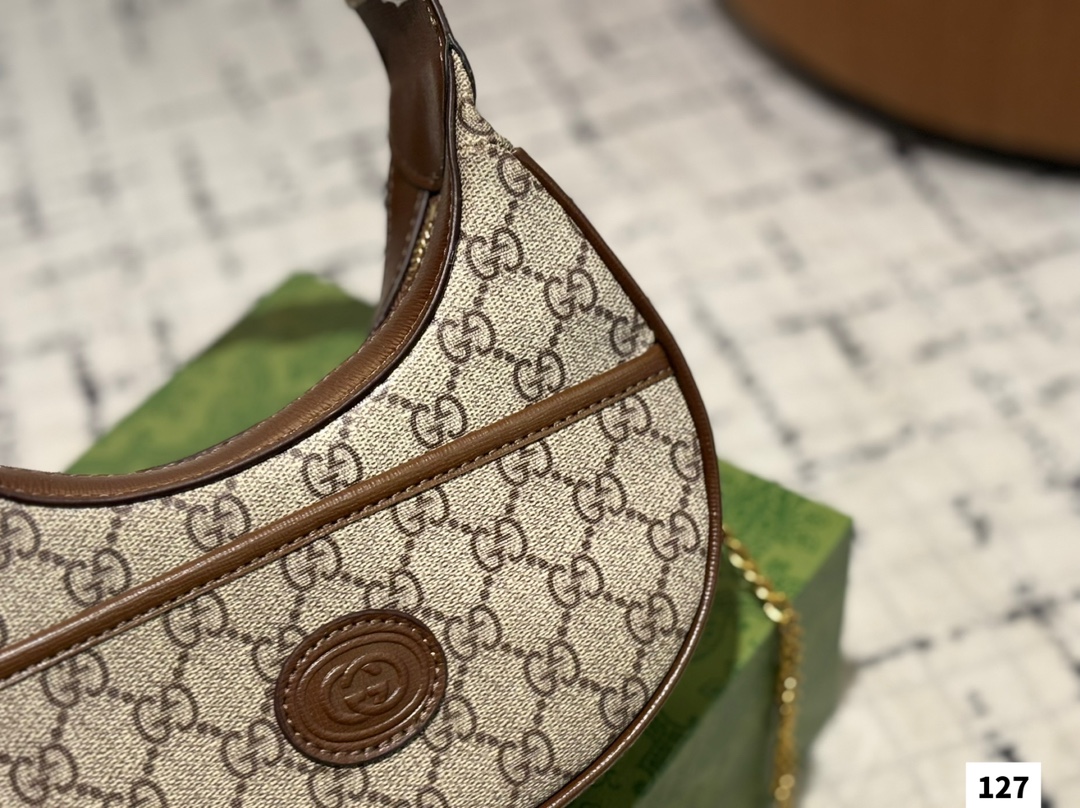 Gucci Ophidia crescent-shaped underarm bag