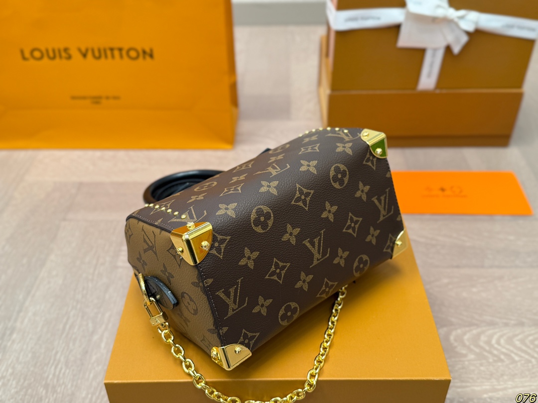 LV old flower pillow bag