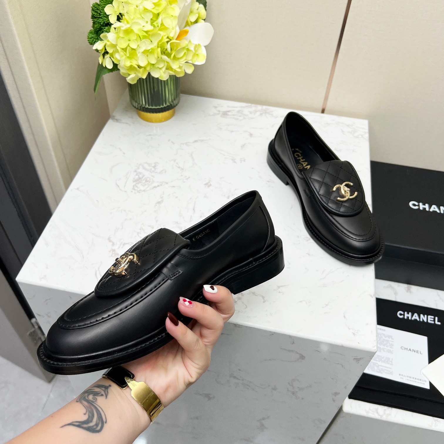 CHANEL Fall shoes flat shoes