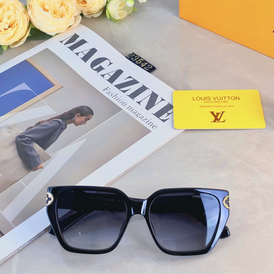 LV metal logo sunglasses
