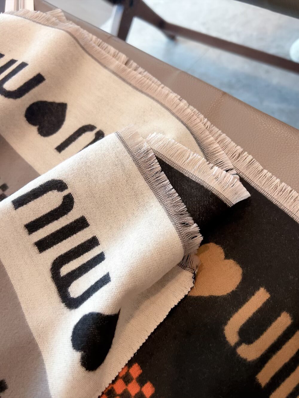 MIUMIU Hot-selling Fashion Scarves scarf