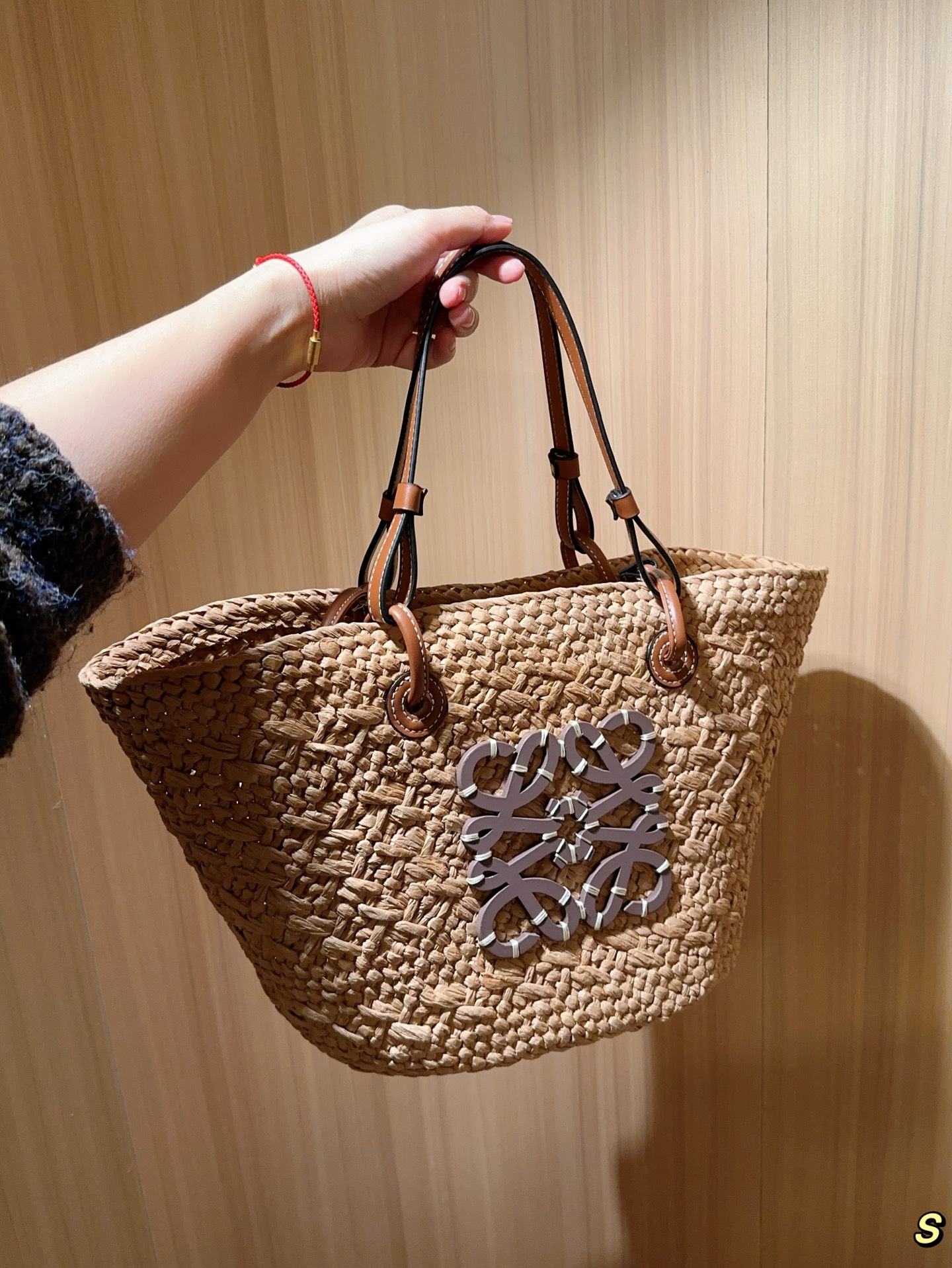 Loewe basket bag Woven cabbage basket